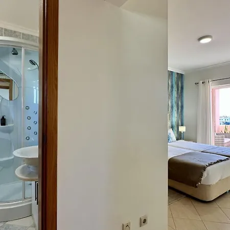 Villa Antonieta - Private Pool - 10 Guests - Albufeira