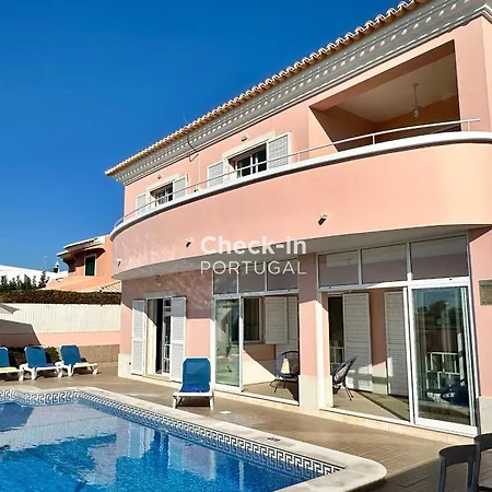 Antonieta By Check-in Portugal * Albufeira