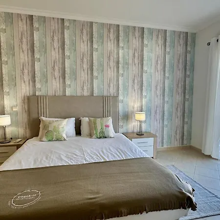Antonieta By Check-in Portugal * Albufeira